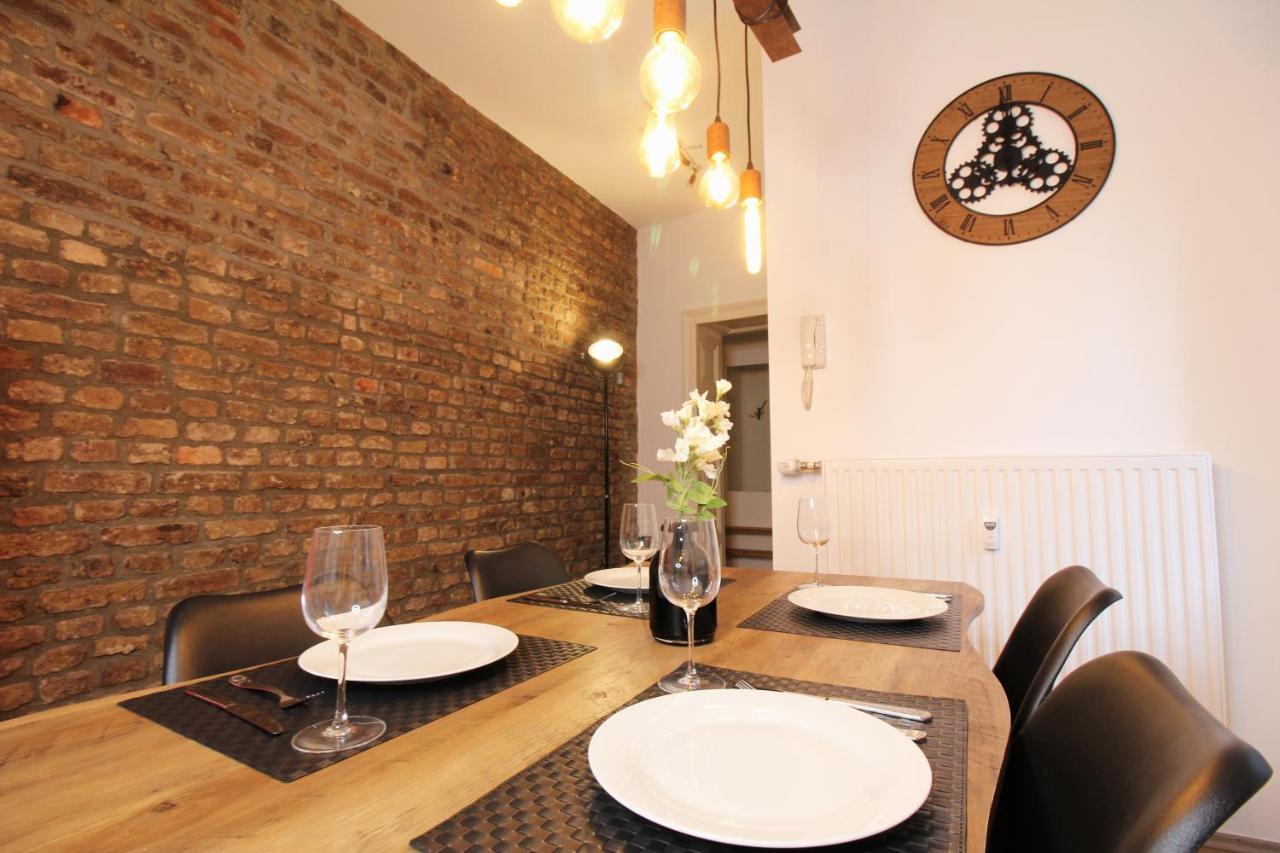 Moderne Apartments City Stadtnah -Junik Apartments 뒤스부르크 외부 사진
