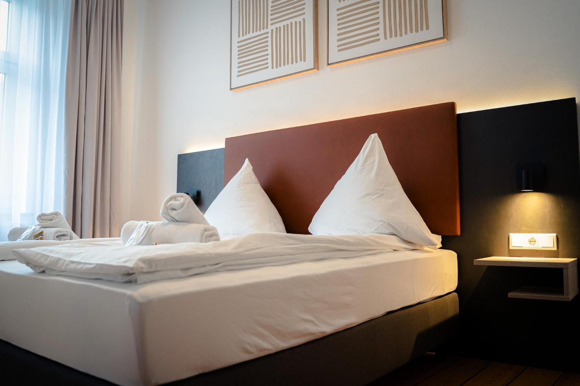 Moderne Apartments City Stadtnah -Junik Apartments 뒤스부르크 외부 사진