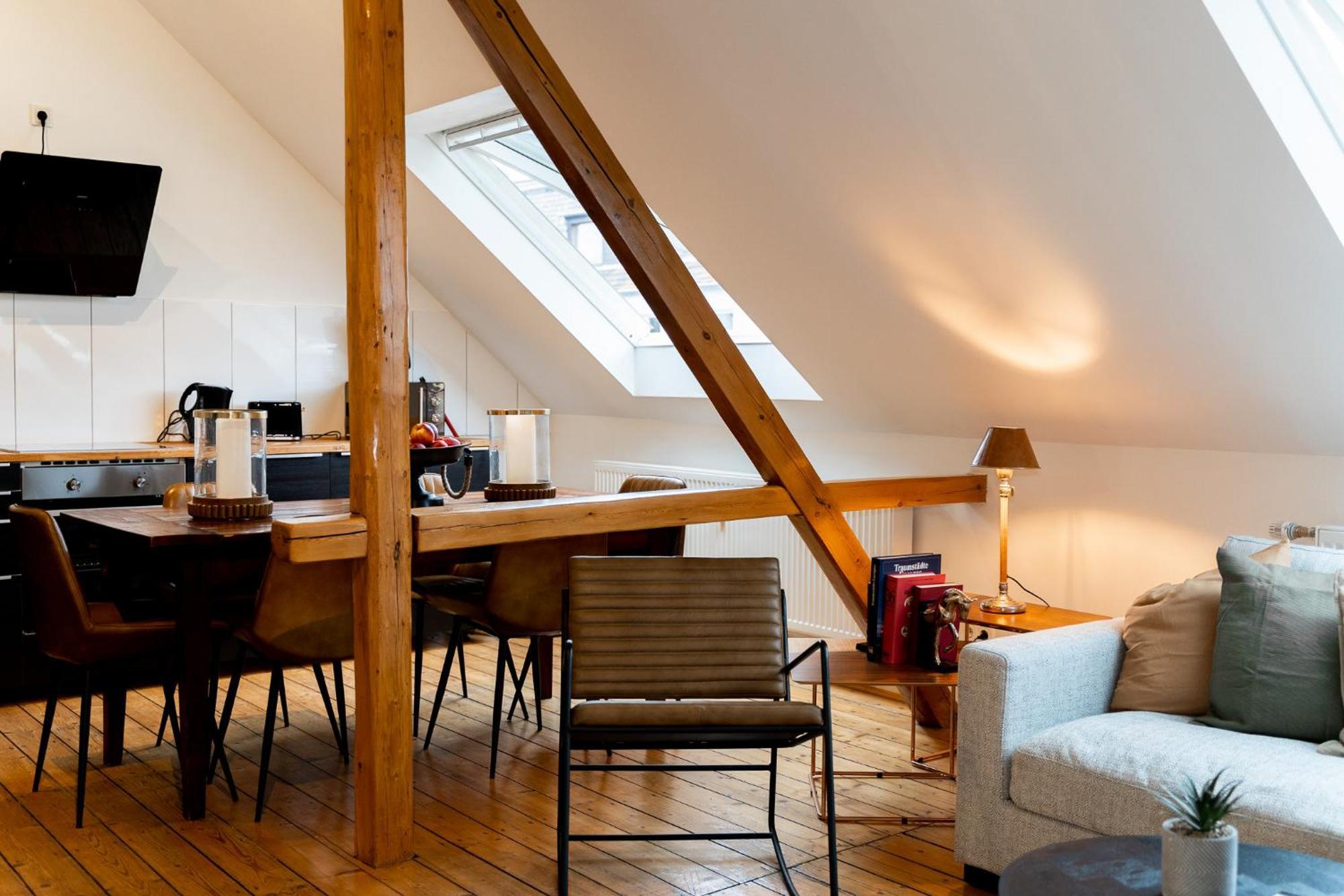 Moderne Apartments City Stadtnah -Junik Apartments 뒤스부르크 외부 사진