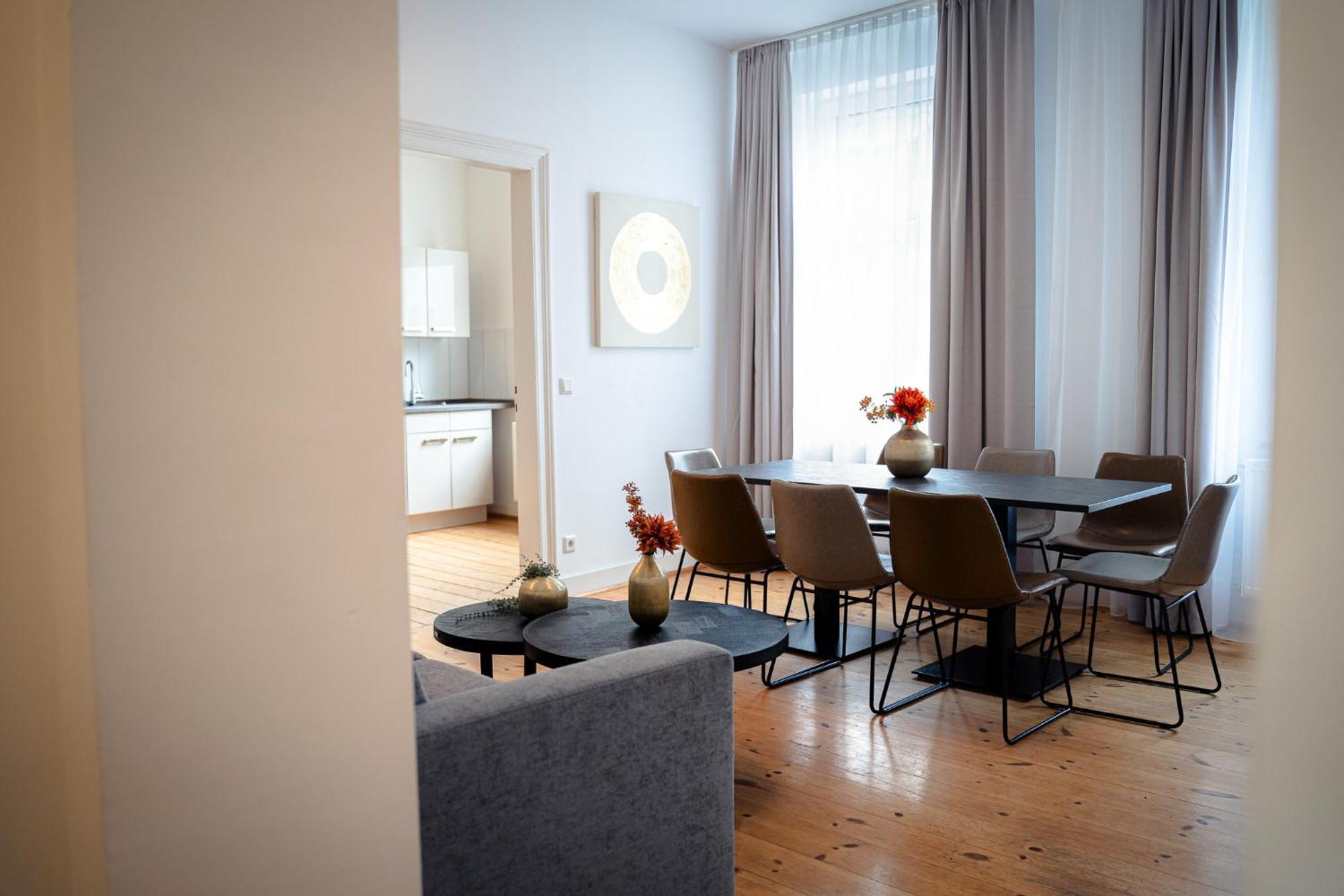 Moderne Apartments City Stadtnah -Junik Apartments 뒤스부르크 외부 사진