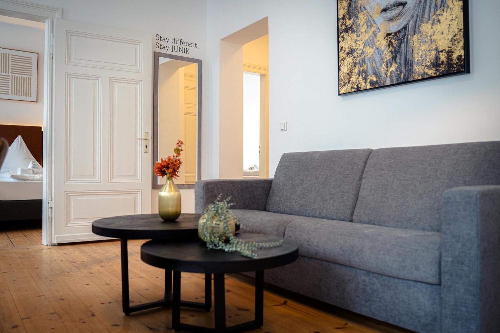 Moderne Apartments City Stadtnah -Junik Apartments 뒤스부르크 외부 사진